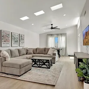 Holiday home Diamond In The Desert-scottsdale 