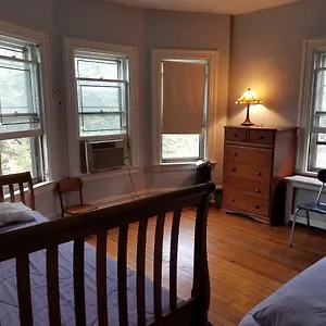 Sid's Victorian Oasis USA
